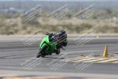 media/Jan-15-2026-Racers Edge (Thu) [[dfebeb70ab]]/3-B Group/Session 2 (Turn 11)/